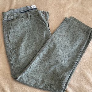 GAP Girlfriend Khaki Green Chino. Sz 12